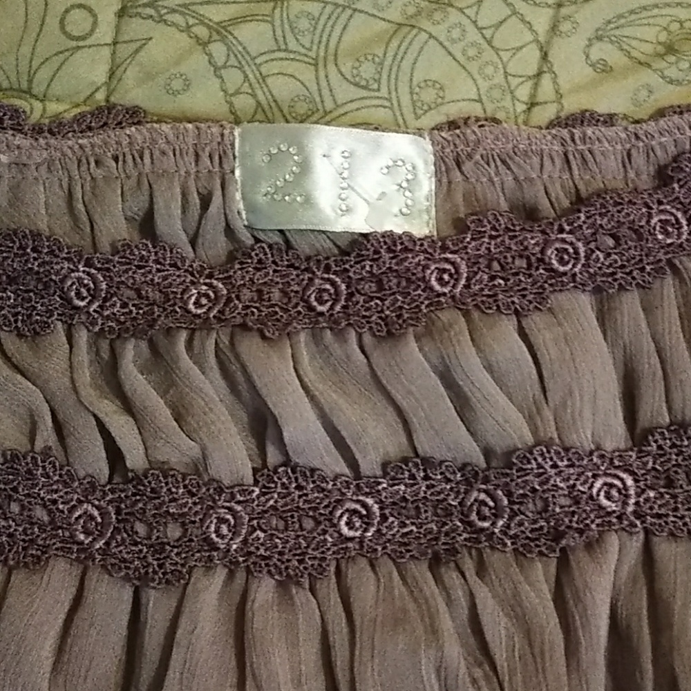 "213"  Delicate Florette Top - Picture 6 of 8